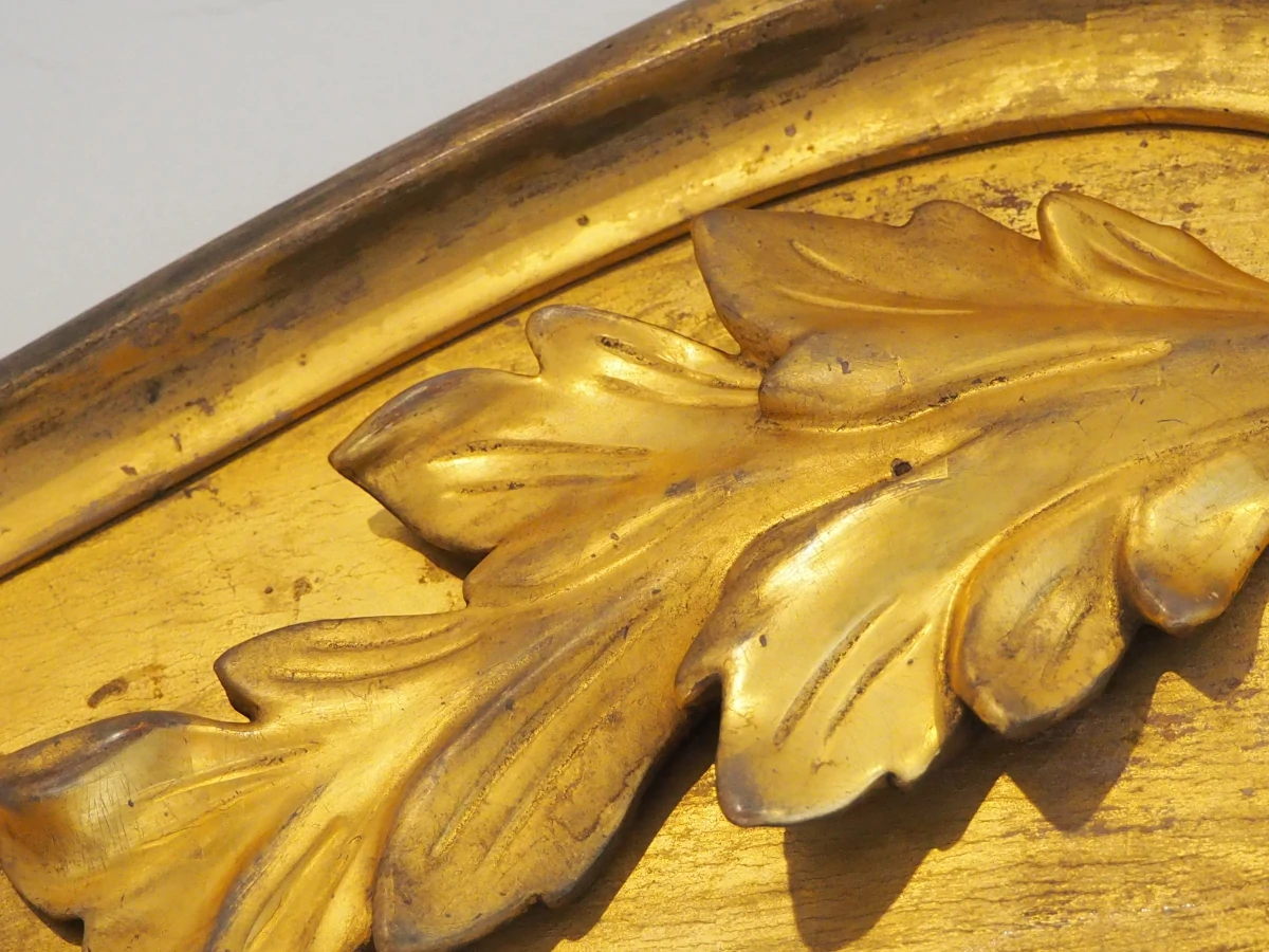 M112 4 Regency giltwood overmantle